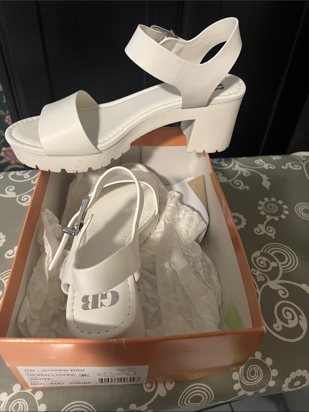 Gianni Bini White Platform Chunky Heel Sandals